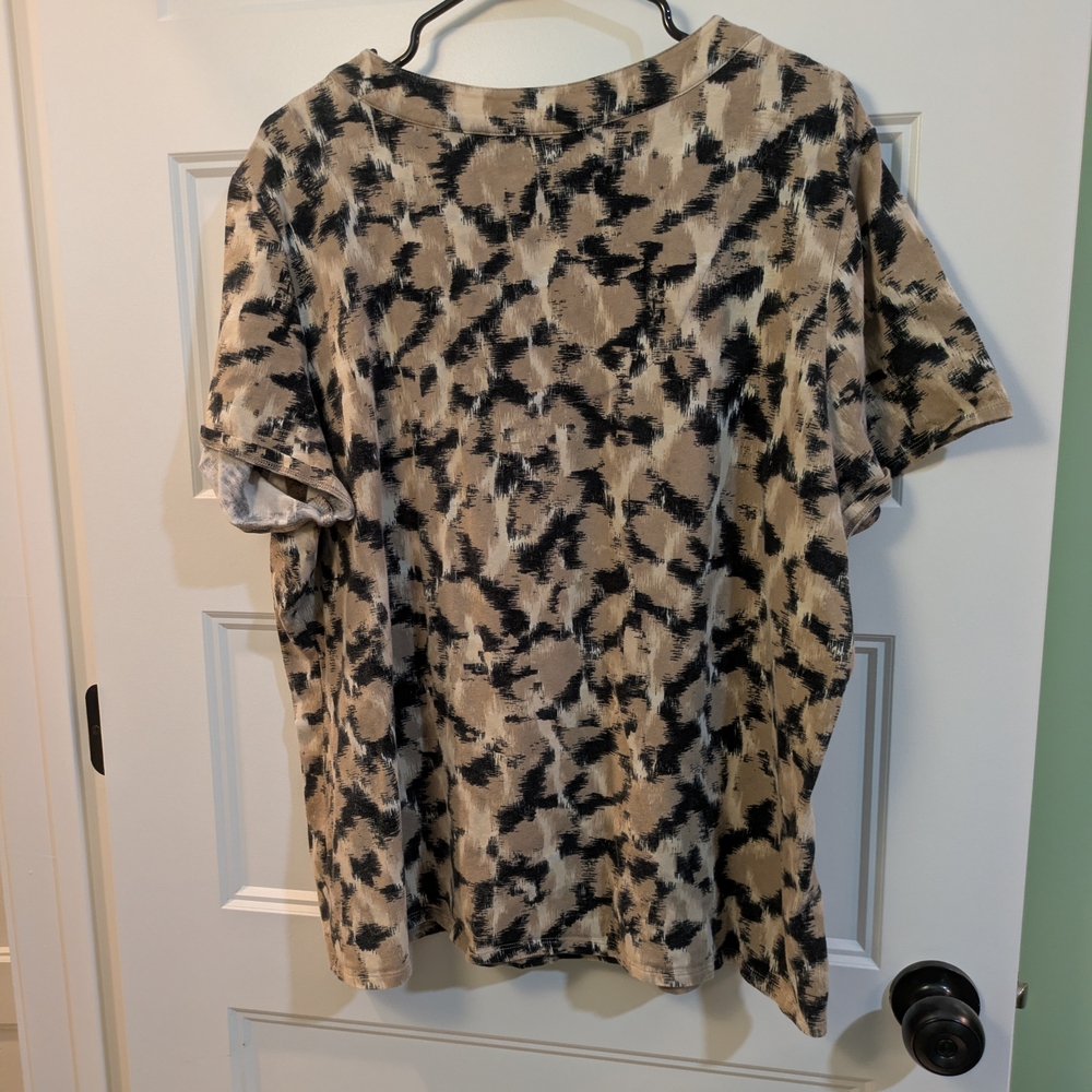 Ruby Rd. Black and Cream Patterned Blouse - image 10